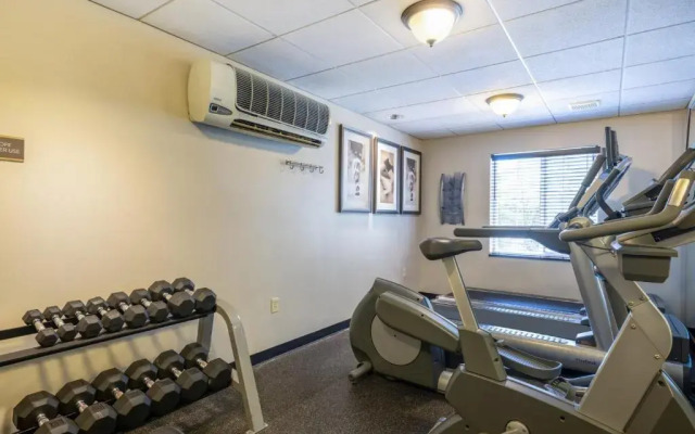 Staybridge Suites Milwaukee Airport South by IHG