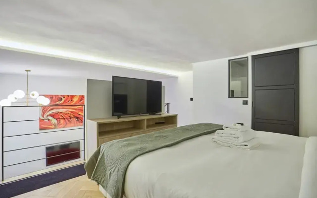 Duplex Center of Paris