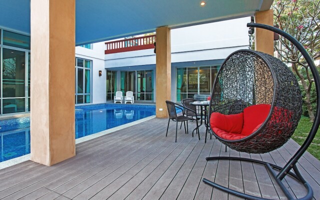 Jomtien Waree 8 6 Bed