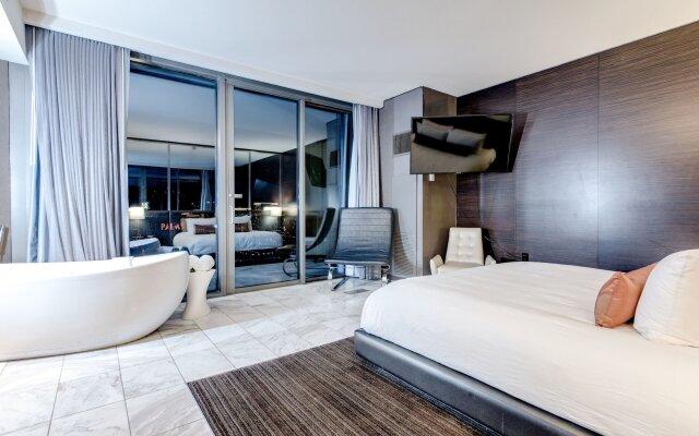 StripViewSuites at Palms Place