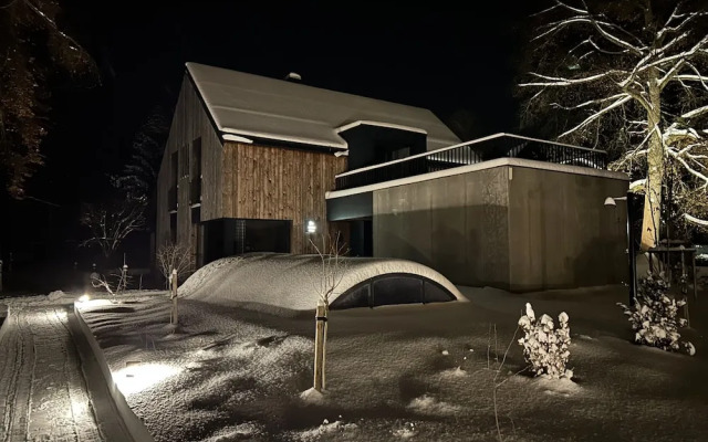 Villa With Fireplace in Cerny Dul