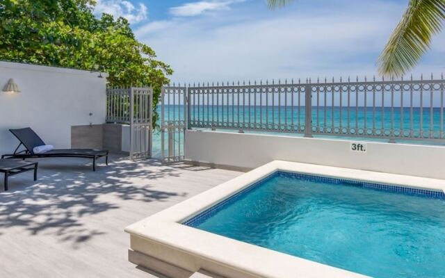 Villa Westshore