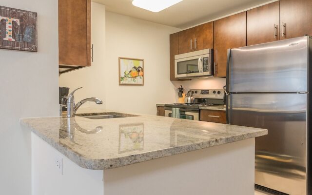 Home Away Luxury Apartments at Washington