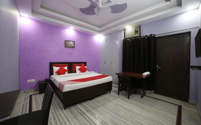 OYO 30385 Avyaan Residency