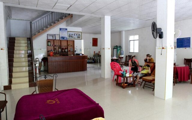 MingShi Red Bean Restaurant HomeStay