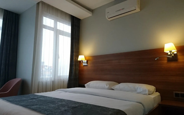 Nur Hotel