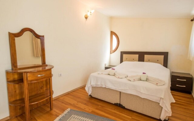 Amazing Flat With Shared Pool and Balcony in Kas