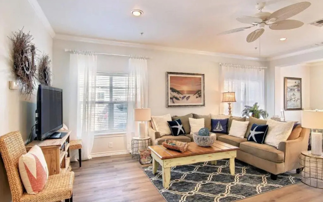 Shell Yeah by Silver Sands Vacation Rentals