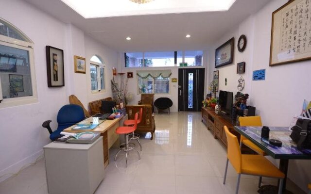 Happy Feet Homestay