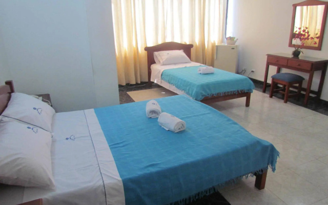 Hotel Dinastia Real