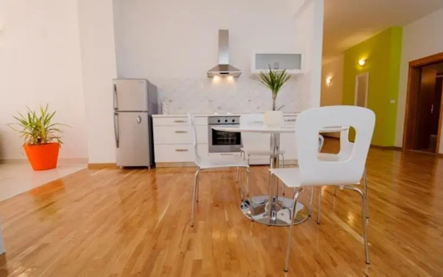 Studio Apartments Renata