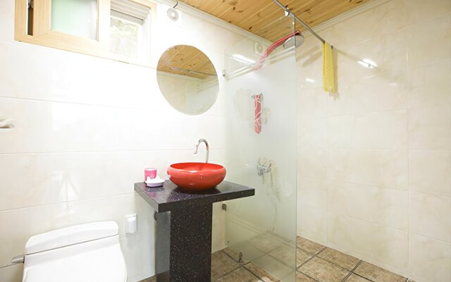 Namyangju Cozy Hill Spa Pension