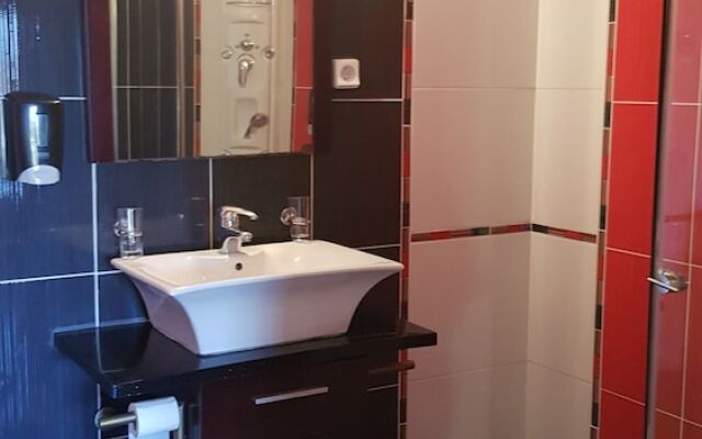 Sozos Inn Hotel
