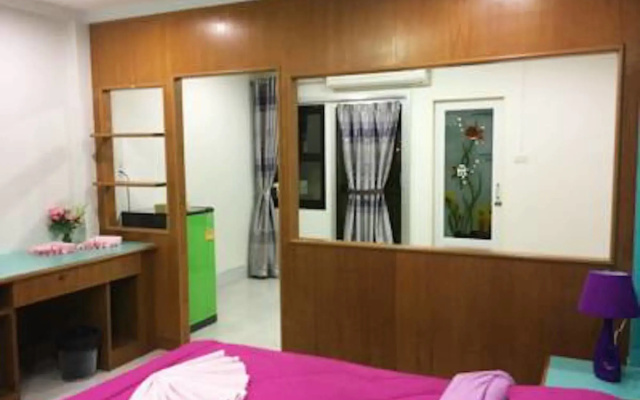 Benjamart Residence