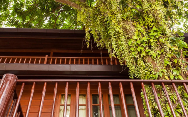 Riverhouse Hotel - The Teak House