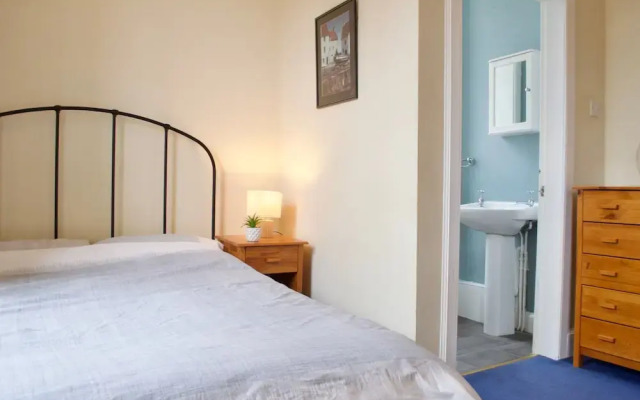 2 Bedroom Flat In Stockton