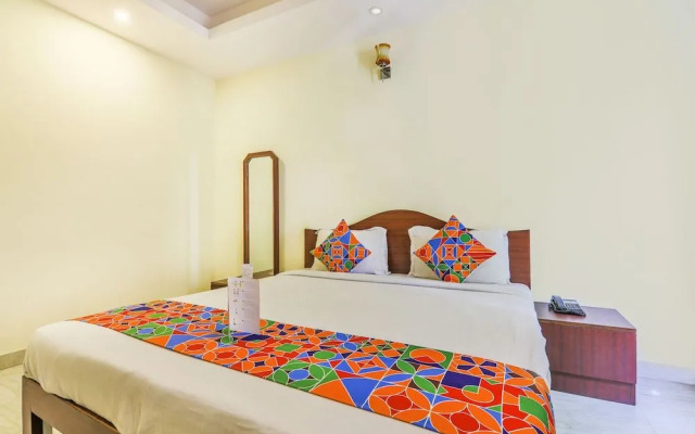 OYO 10335 Platinum Hotel