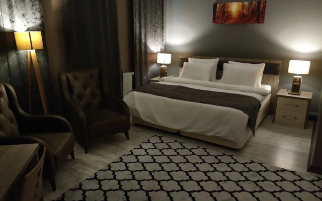 Staron Otel