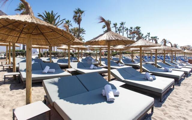 The Oasis by Don Carlos Resort