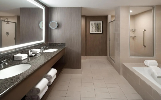 Sheraton Agoura Hills Hotel