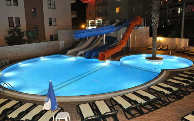Almera Apart Hotel