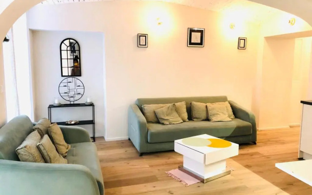 Atelier - Apartment with Garden