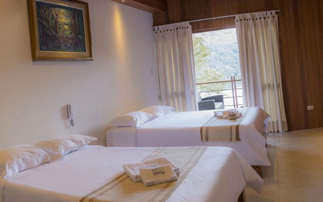 Sumaj Lagoon Lodge