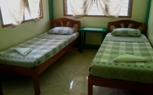 Ayahmi Hostel