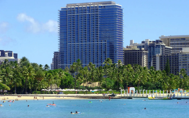 Ka Laʻi Waikiki Beach, LXR Hotels & Resorts
