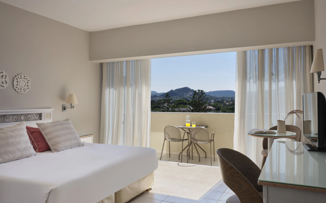 Atlantica Princess Hotel