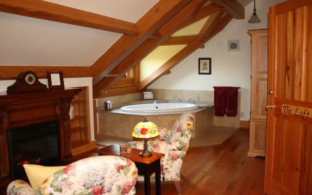 Sacred Clay Inn
