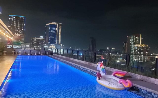 Surabaya River View Hotel