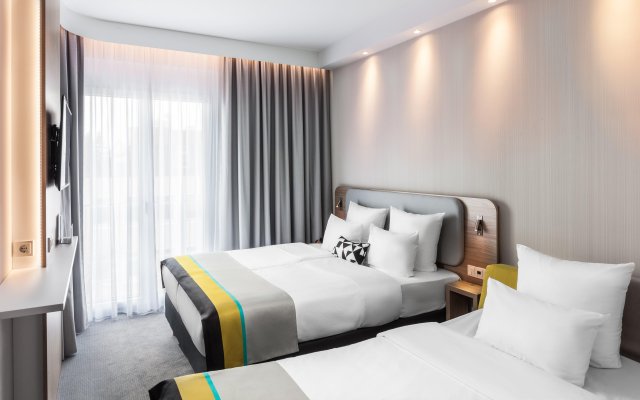 Holiday Inn Express Offenbach, an IHG Hotel