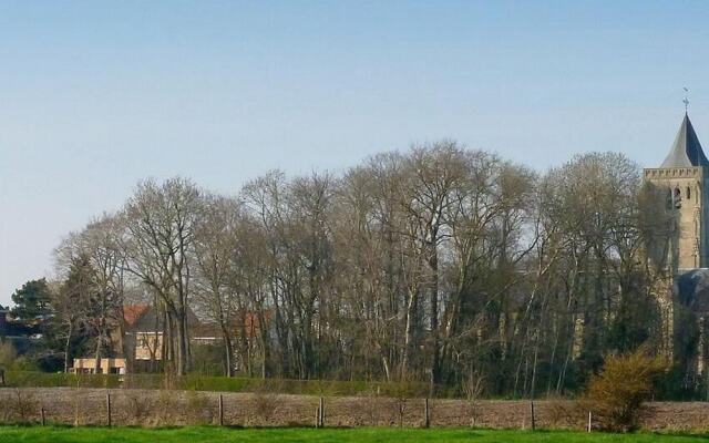 Graceful Holiday Home in Beveren aan de Ijzer With Terrace