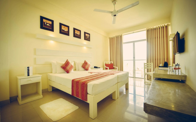 Beacon Beach Negombo