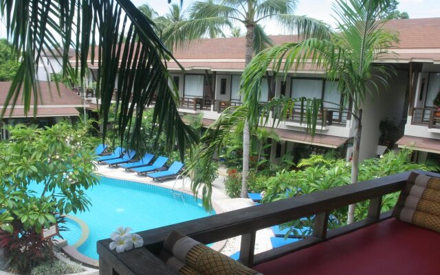 Grand Thai House Resort