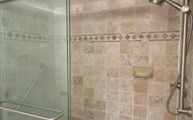 Creciente 313N by RedAwning