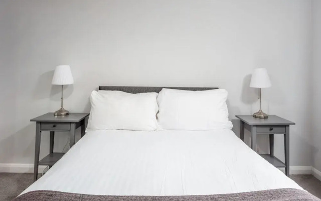 Prestwick Central - Donnini Apartment