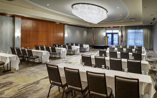 Courtyard by Marriott Hamilton