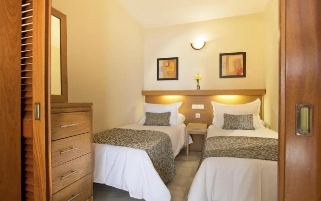 Sunset Beach Club Hotel Apartments