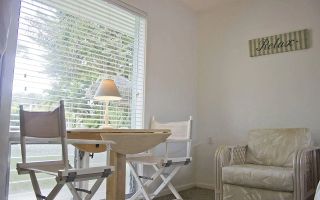 Seaspray Surf Lodge