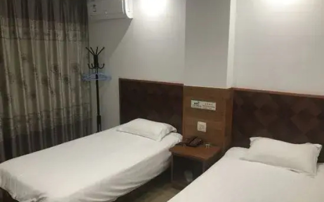 Haiyan Liangting Bridge Hotel