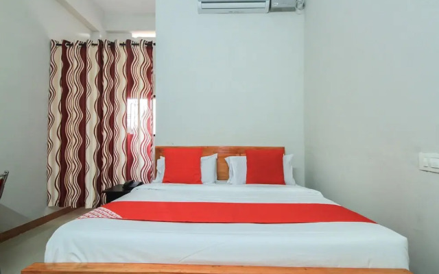 OYO 28470 Chaliyar Inn