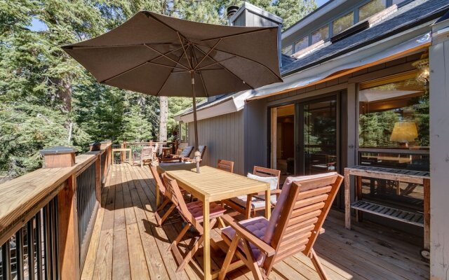 Expansive Tahoe Donner House With Hot Tub!