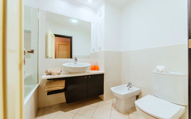 Oceanside Terrace Apartment by Holiday Rental Management