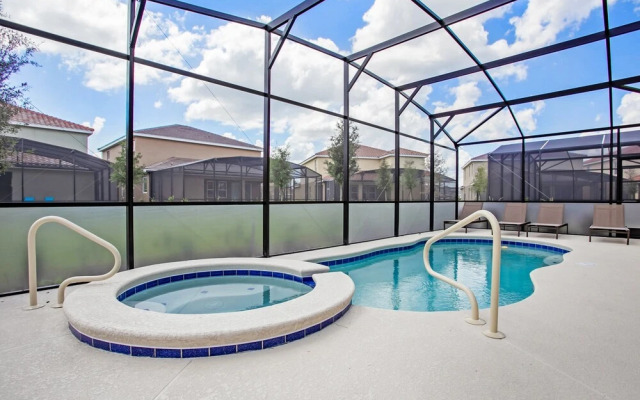 Oakwood Street Villa Solterra 7036