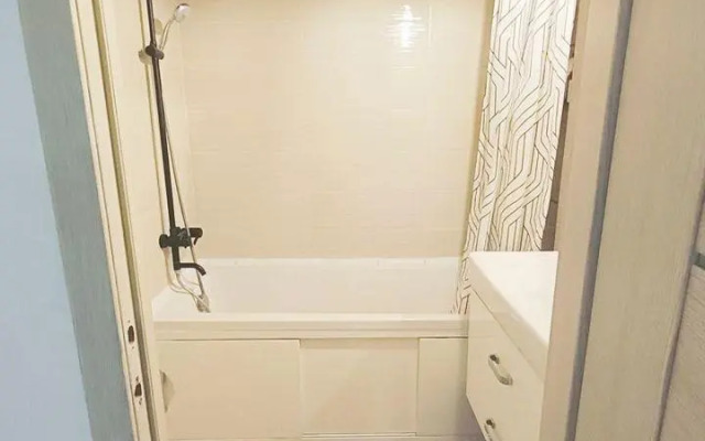 Апартаменты на улице Льва Толстого 7