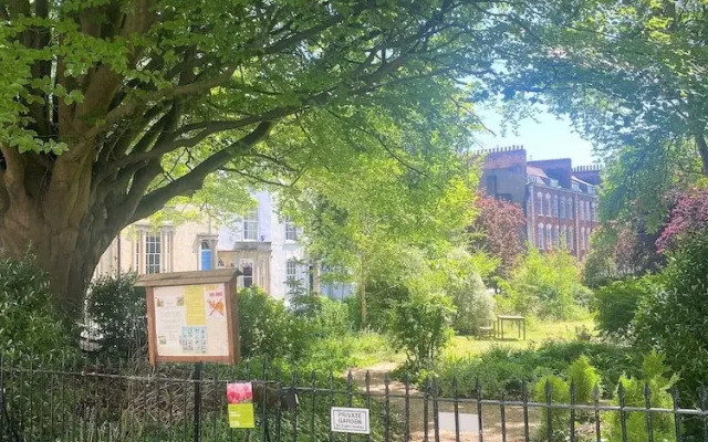 Elegant Georgian Apartment Near Clifton Village