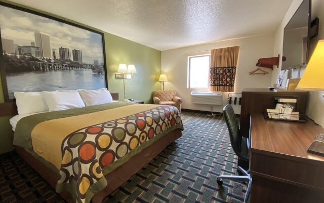 Super 8 Newport News/Jefferson Ave