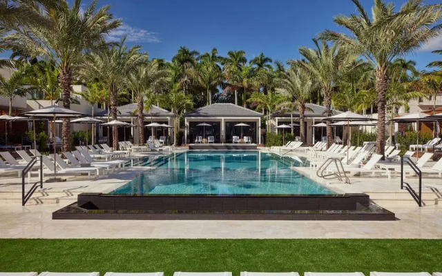The Boca Raton, Bungalows